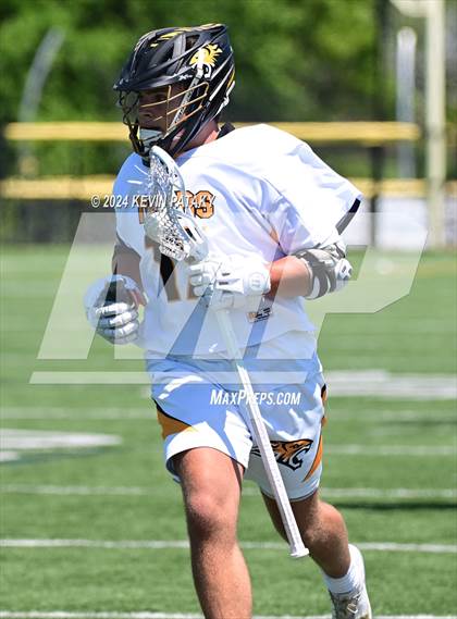 Thumbnail 2 in Masuk @ Daniel Hand (CIAC Class M Quarterfinal) photogallery.