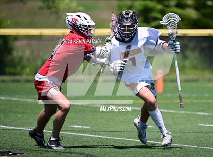 Thumbnail 1 in Masuk @ Daniel Hand (CIAC Class M Quarterfinal) photogallery.