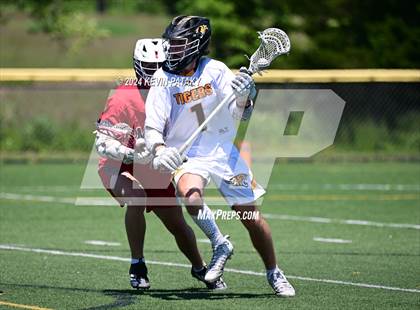 Thumbnail 1 in Masuk @ Daniel Hand (CIAC Class M Quarterfinal) photogallery.