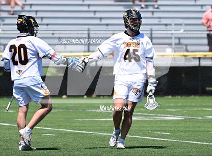 Thumbnail 2 in Masuk @ Daniel Hand (CIAC Class M Quarterfinal) photogallery.