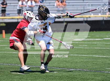 Thumbnail 3 in Masuk @ Daniel Hand (CIAC Class M Quarterfinal) photogallery.