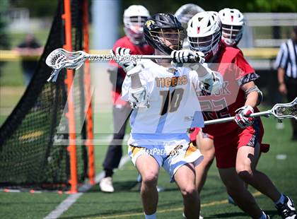Thumbnail 2 in Masuk @ Daniel Hand (CIAC Class M Quarterfinal) photogallery.