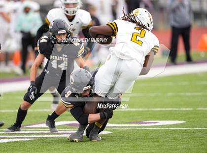 Thumbnail 2 in Crawford vs Italy UIL 2A D1 Regional Playoff photogallery.