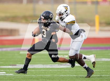 Thumbnail 2 in Crawford vs Italy UIL 2A D1 Regional Playoff photogallery.