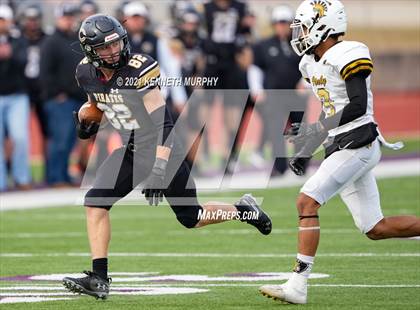 Thumbnail 1 in Crawford vs Italy UIL 2A D1 Regional Playoff photogallery.
