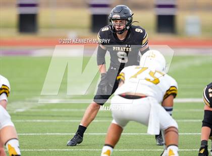 Thumbnail 1 in Crawford vs Italy UIL 2A D1 Regional Playoff photogallery.
