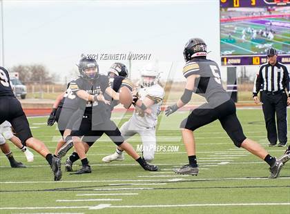 Thumbnail 2 in Crawford vs Italy UIL 2A D1 Regional Playoff photogallery.