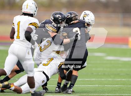 Thumbnail 2 in Crawford vs Italy UIL 2A D1 Regional Playoff photogallery.
