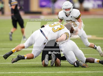 Thumbnail 1 in Crawford vs Italy UIL 2A D1 Regional Playoff photogallery.