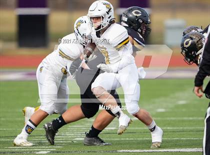 Thumbnail 1 in Crawford vs Italy UIL 2A D1 Regional Playoff photogallery.