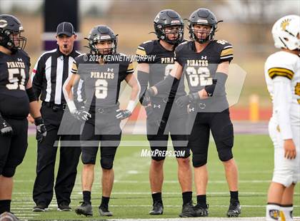 Thumbnail 1 in Crawford vs Italy UIL 2A D1 Regional Playoff photogallery.