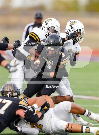 Thumbnail 1 in Crawford vs Italy UIL 2A D1 Regional Playoff photogallery.