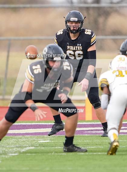 Thumbnail 1 in Crawford vs Italy UIL 2A D1 Regional Playoff photogallery.