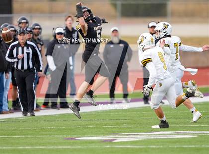 Thumbnail 3 in Crawford vs Italy UIL 2A D1 Regional Playoff photogallery.