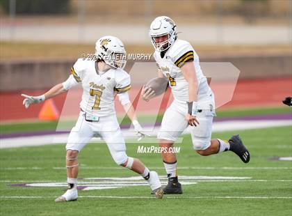 Thumbnail 3 in Crawford vs Italy UIL 2A D1 Regional Playoff photogallery.