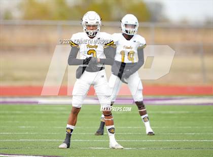 Thumbnail 2 in Crawford vs Italy UIL 2A D1 Regional Playoff photogallery.