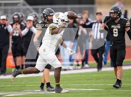 Thumbnail 3 in Crawford vs Italy UIL 2A D1 Regional Playoff photogallery.