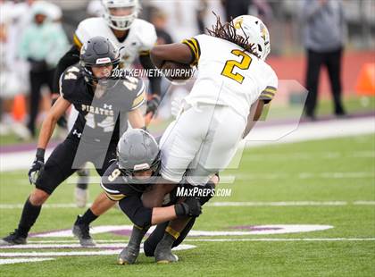 Thumbnail 1 in Crawford vs Italy UIL 2A D1 Regional Playoff photogallery.