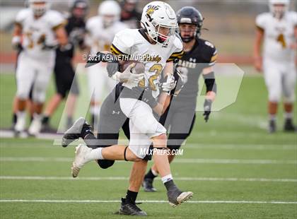 Thumbnail 1 in Crawford vs Italy UIL 2A D1 Regional Playoff photogallery.
