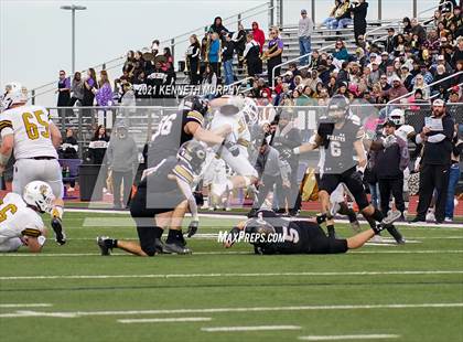 Thumbnail 1 in Crawford vs Italy UIL 2A D1 Regional Playoff photogallery.