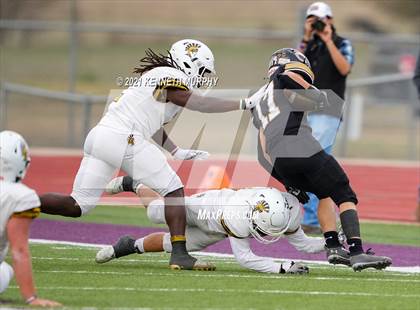 Thumbnail 3 in Crawford vs Italy UIL 2A D1 Regional Playoff photogallery.