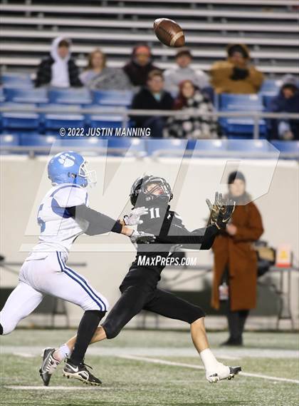 Thumbnail 3 in Izard County vs. Rector (AAA 8 Man Final) photogallery.