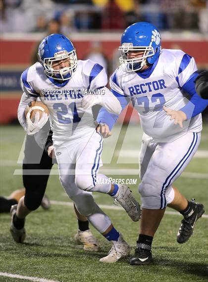 Thumbnail 3 in Izard County vs. Rector (AAA 8 Man Final) photogallery.