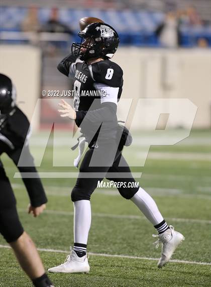 Thumbnail 2 in Izard County vs. Rector (AAA 8 Man Final) photogallery.