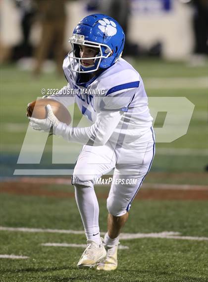 Thumbnail 2 in Izard County vs. Rector (AAA 8 Man Final) photogallery.