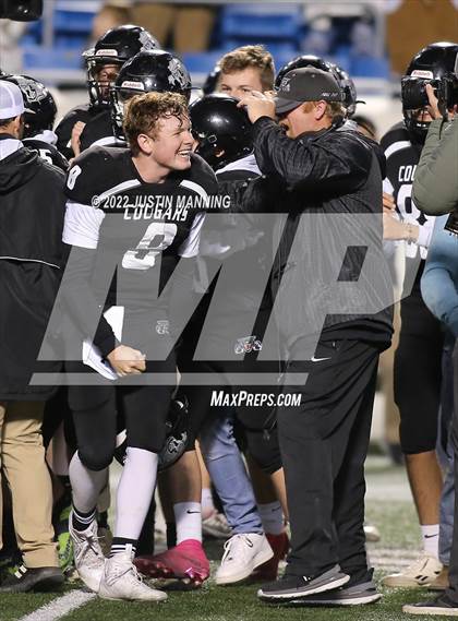 Thumbnail 2 in Izard County vs. Rector (AAA 8 Man Final) photogallery.