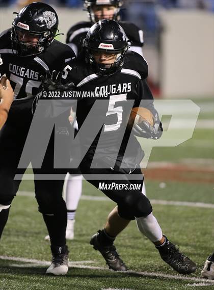 Thumbnail 2 in Izard County vs. Rector (AAA 8 Man Final) photogallery.