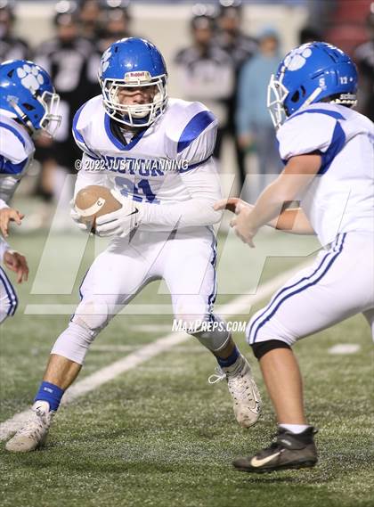 Thumbnail 1 in Izard County vs. Rector (AAA 8 Man Final) photogallery.