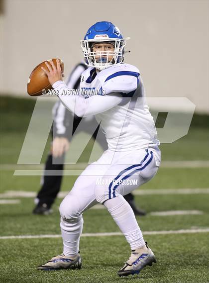 Thumbnail 3 in Izard County vs. Rector (AAA 8 Man Final) photogallery.