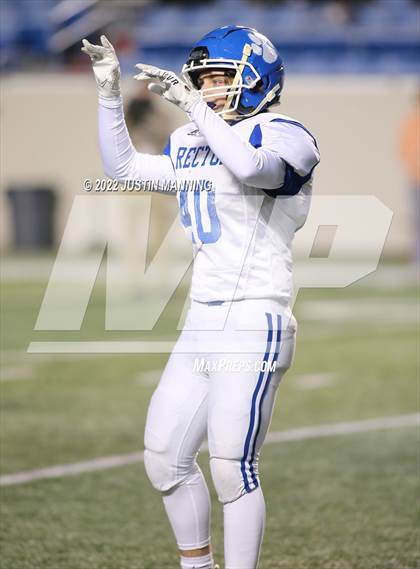 Thumbnail 1 in Izard County vs. Rector (AAA 8 Man Final) photogallery.