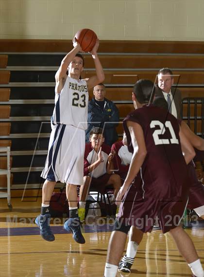 Thumbnail 3 in Bayport-Blue Point vs Walt Whitman (Islip Holiday Tournament Final) photogallery.
