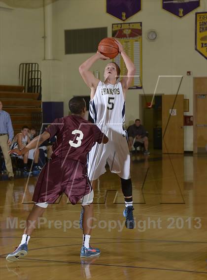 Thumbnail 2 in Bayport-Blue Point vs Walt Whitman (Islip Holiday Tournament Final) photogallery.