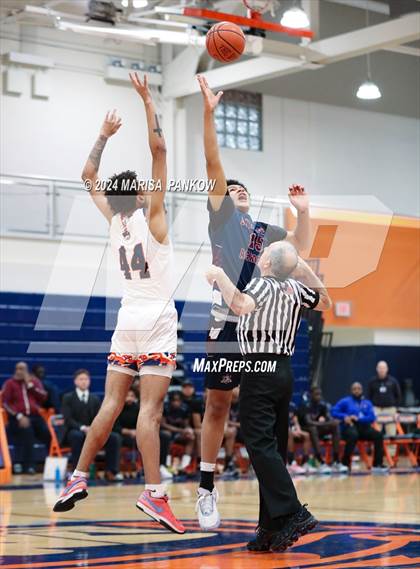 Thumbnail 2 in Liverpool vs Syracuse Academy of Science photogallery.