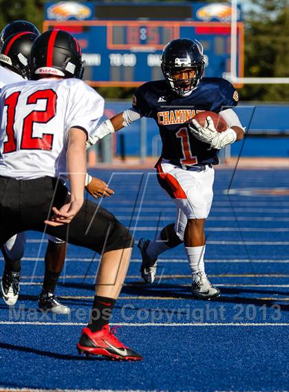 Thumbnail 3 in Harvard-Westlake @ Chaminade photogallery.