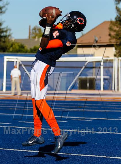 Thumbnail 3 in Harvard-Westlake @ Chaminade photogallery.