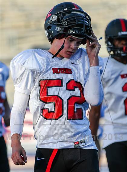 Thumbnail 3 in Harvard-Westlake @ Chaminade photogallery.