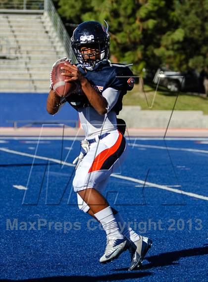 Thumbnail 1 in Harvard-Westlake @ Chaminade photogallery.