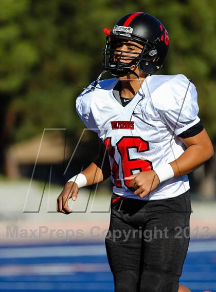 Thumbnail 2 in Harvard-Westlake @ Chaminade photogallery.