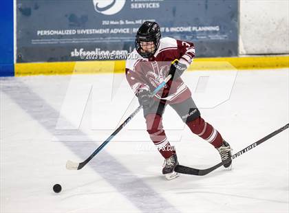 Thumbnail 2 in Gorham vs. Cheverus (MPA Regional Final) photogallery.
