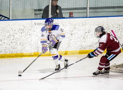 Thumbnail 2 in Gorham vs. Cheverus (MPA Regional Final) photogallery.
