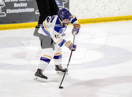 Thumbnail 2 in Gorham vs. Cheverus (MPA Regional Final) photogallery.