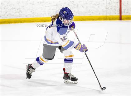 Thumbnail 2 in Gorham vs. Cheverus (MPA Regional Final) photogallery.