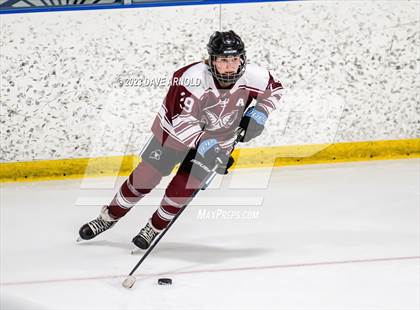 Thumbnail 3 in Gorham vs. Cheverus (MPA Regional Final) photogallery.
