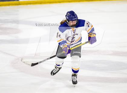 Thumbnail 2 in Gorham vs. Cheverus (MPA Regional Final) photogallery.