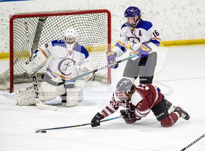 Thumbnail 3 in Gorham vs. Cheverus (MPA Regional Final) photogallery.