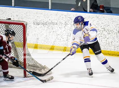 Thumbnail 3 in Gorham vs. Cheverus (MPA Regional Final) photogallery.